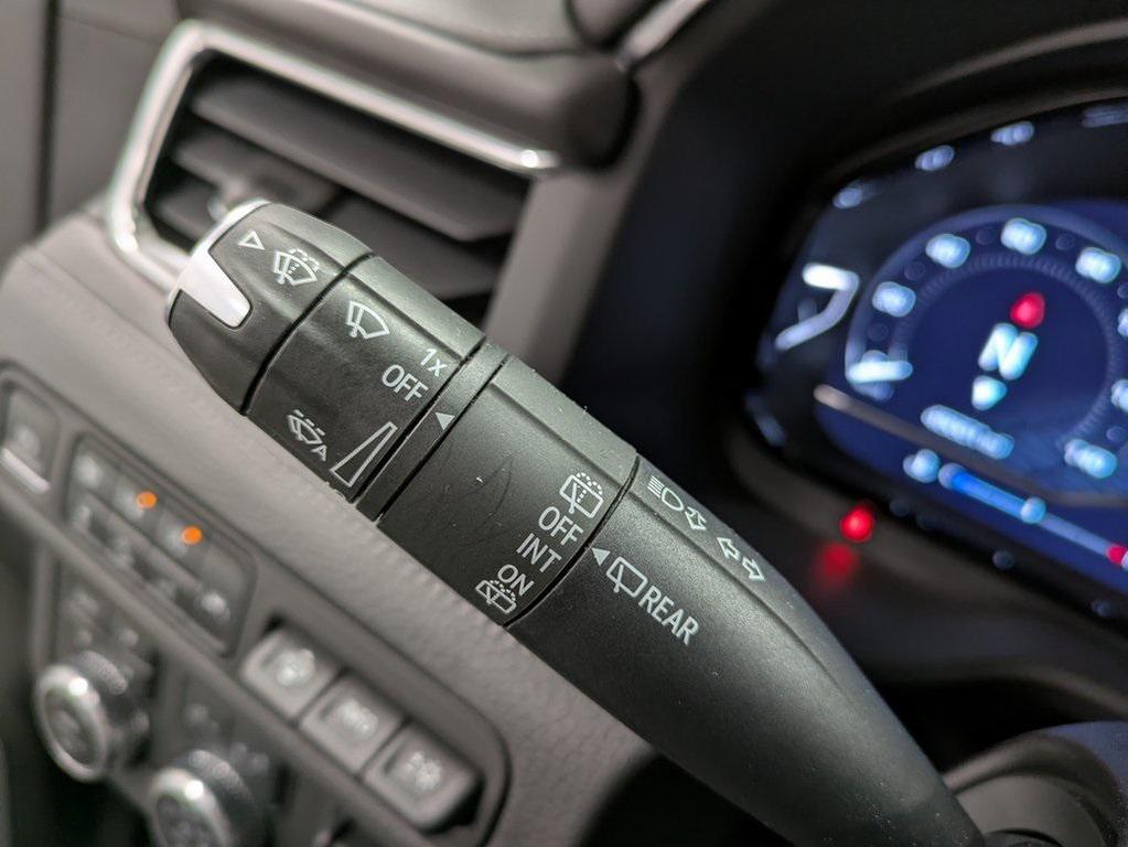 used 2023 GMC Yukon car, priced at $60,900