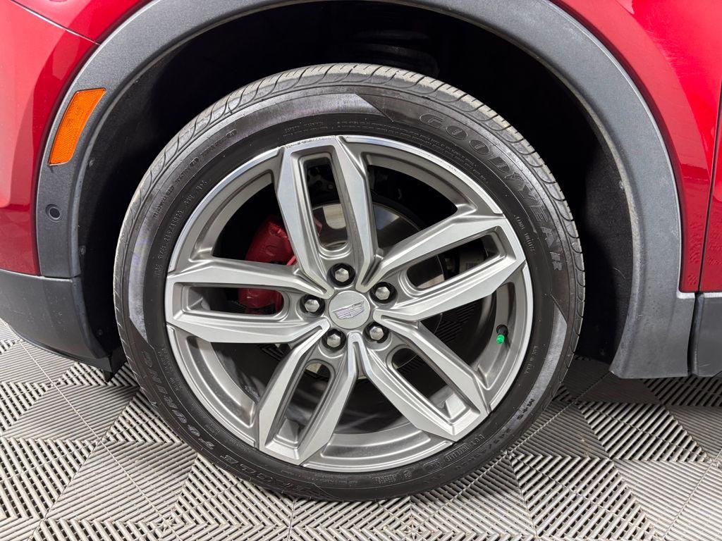 used 2021 Cadillac XT4 car, priced at $29,995