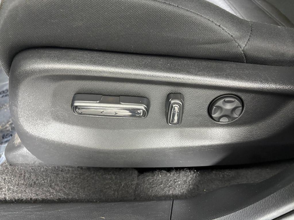 used 2021 Honda CR-V car, priced at $19,995