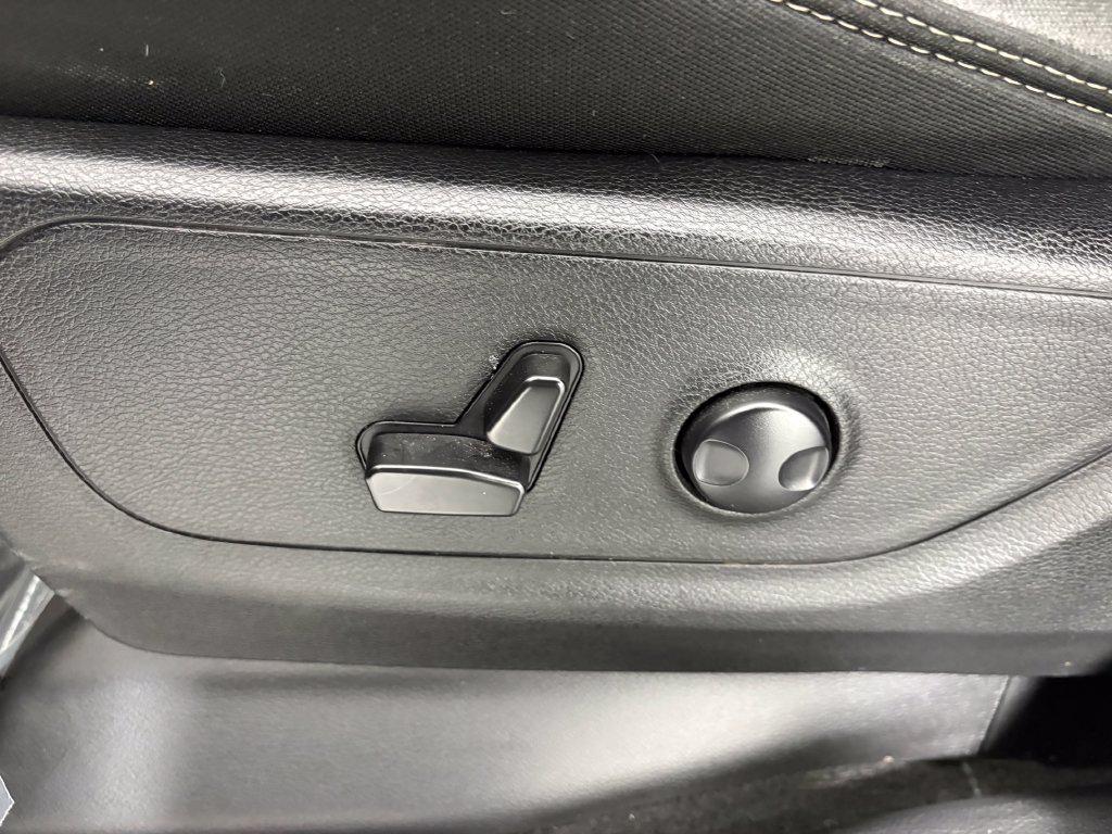 used 2023 Ram 1500 car, priced at $31,777