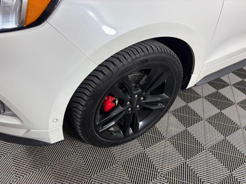 used 2022 Ford Edge car, priced at $28,777