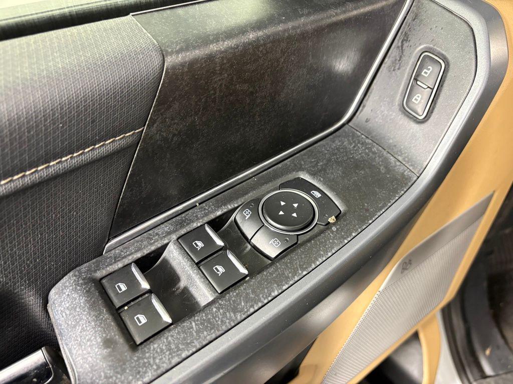 used 2021 Ford F-150 car, priced at $25,899