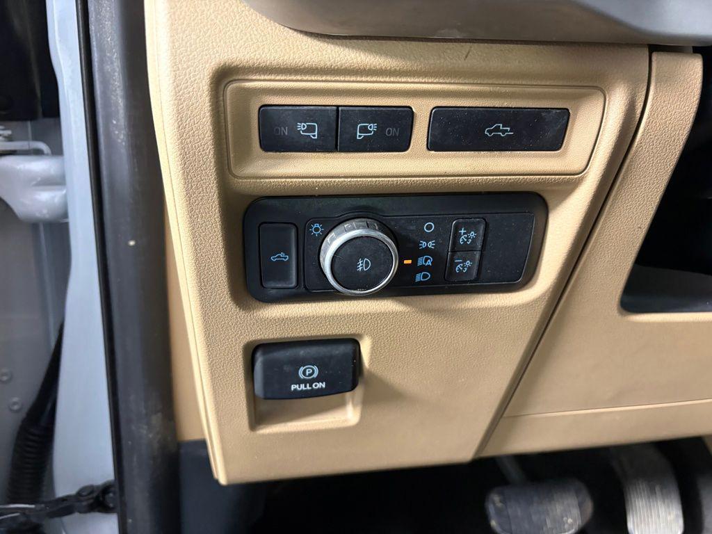 used 2021 Ford F-150 car, priced at $25,899