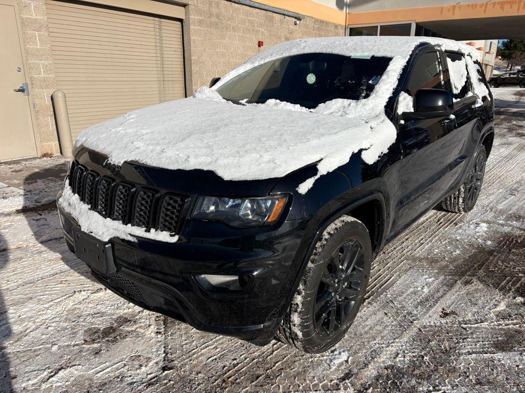 used 2018 Jeep Grand Cherokee car, priced at $19,495