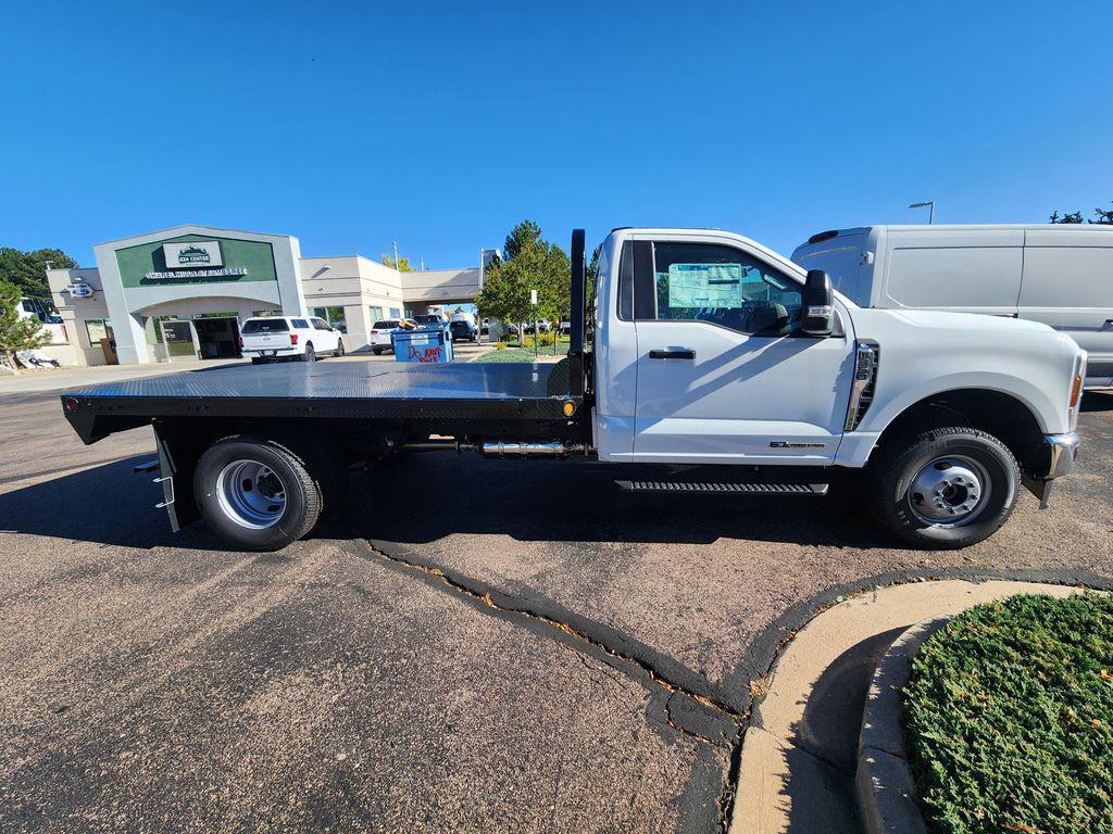 new 2025 Ford F-350 car, priced at $76,090