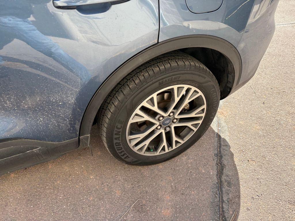 used 2020 Ford Escape car, priced at $16,495