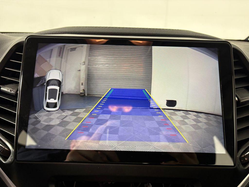 used 2015 Jeep Cherokee car, priced at $10,995