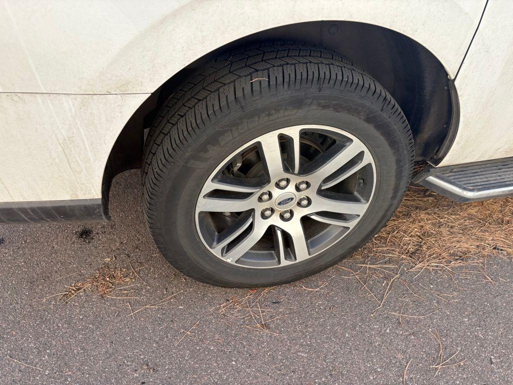 used 2022 Ford Expedition Max car, priced at $47,495