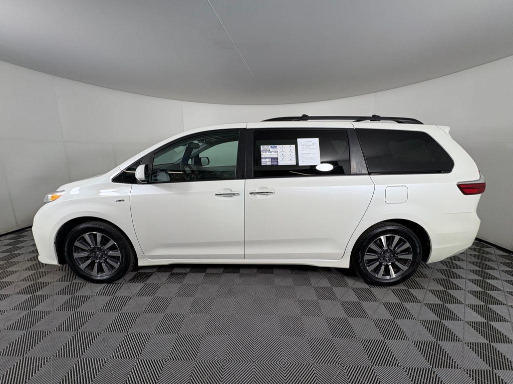 used 2018 Toyota Sienna car, priced at $26,999