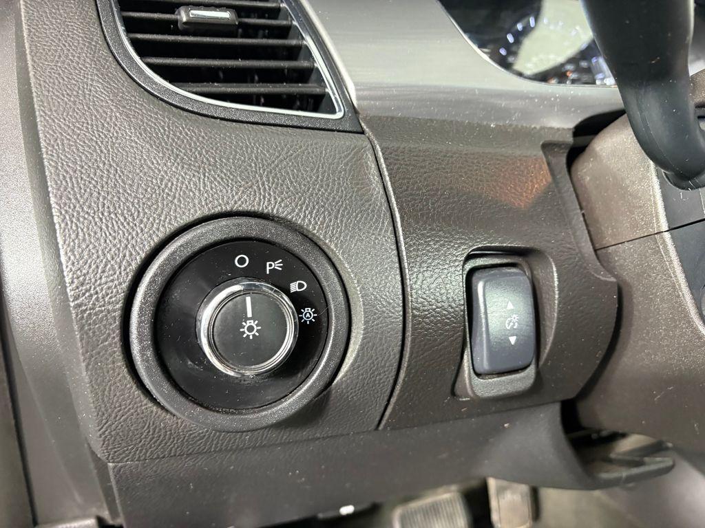 used 2014 Ford Taurus car, priced at $9,995