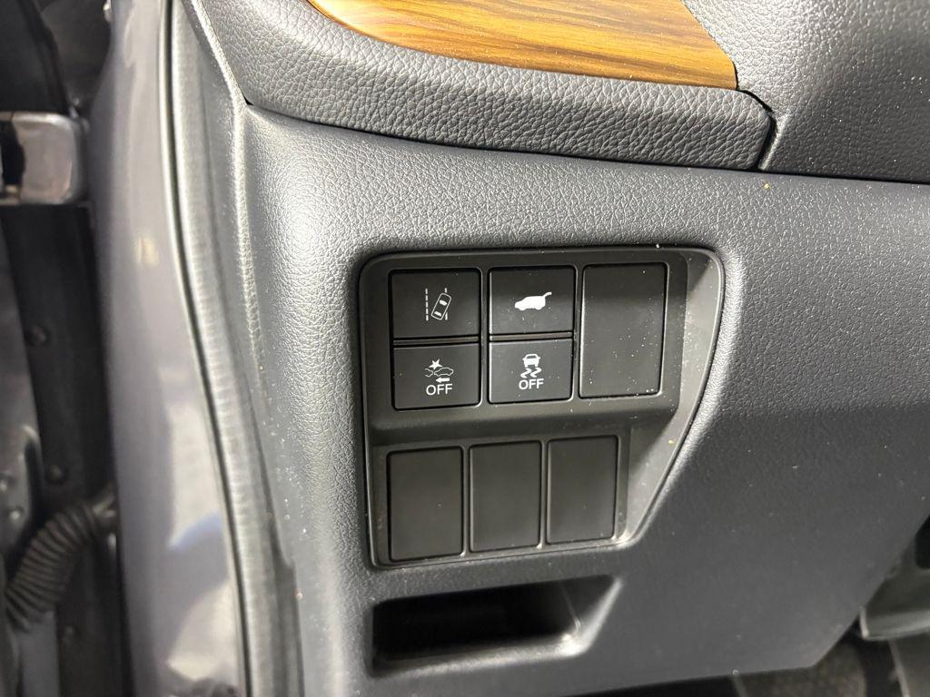 used 2021 Honda CR-V car, priced at $27,777