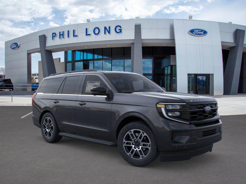 new 2025 Ford Expedition car, priced at $71,840