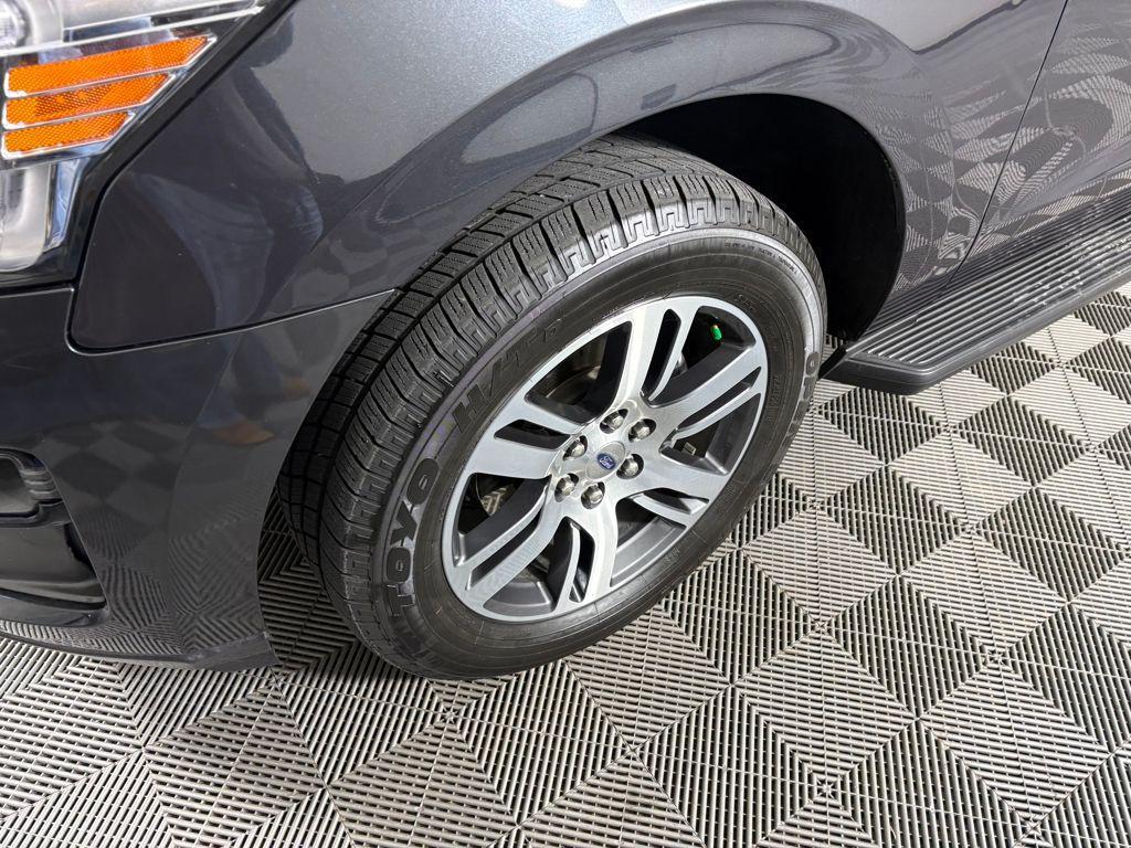 used 2024 Ford Expedition car, priced at $52,295