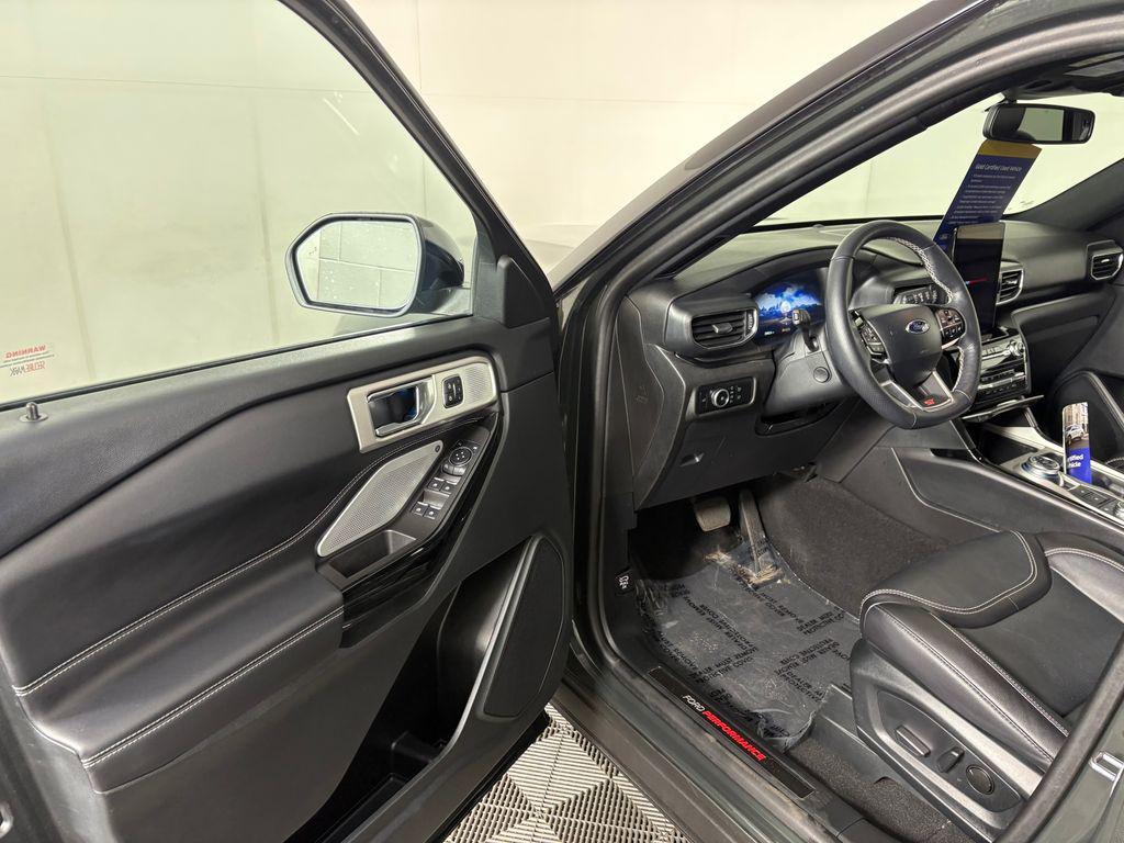 used 2024 Ford Explorer car, priced at $45,499