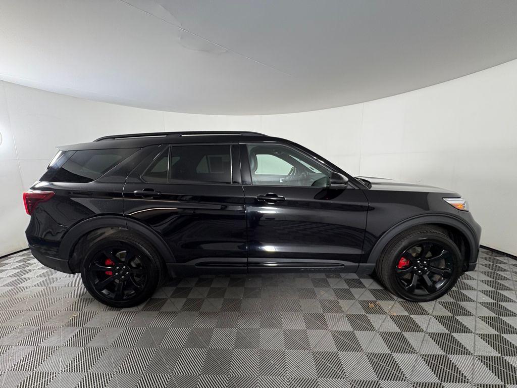 used 2022 Ford Explorer car, priced at $33,999