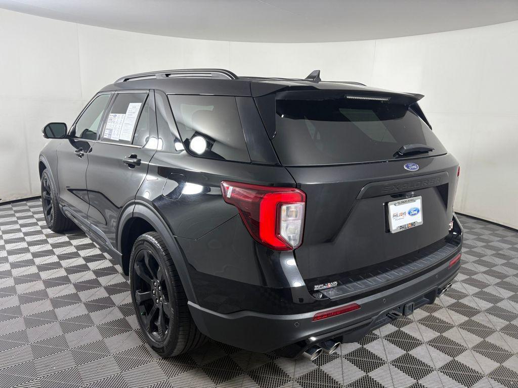 used 2022 Ford Explorer car, priced at $33,999