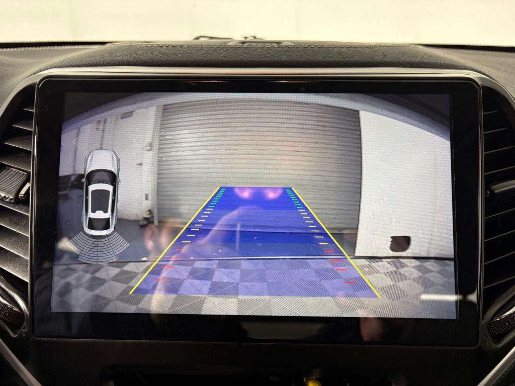 used 2015 Jeep Cherokee car, priced at $11,499