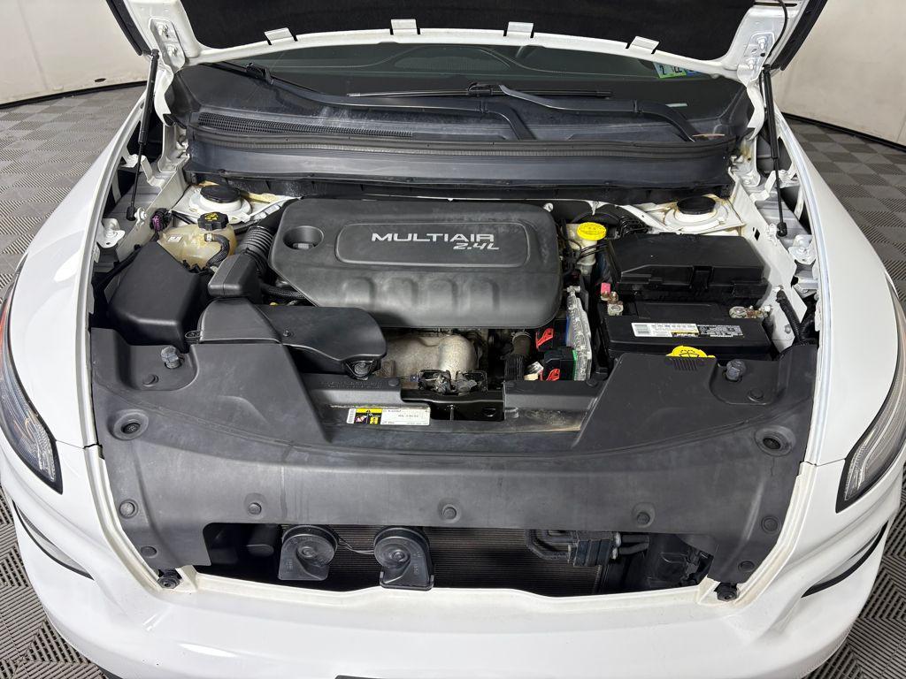 used 2015 Jeep Cherokee car, priced at $11,499