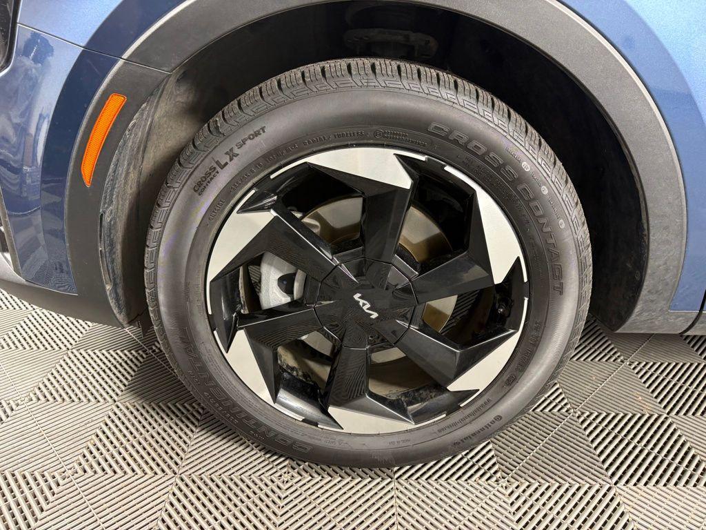 used 2025 Kia Sorento Hybrid car, priced at $32,777