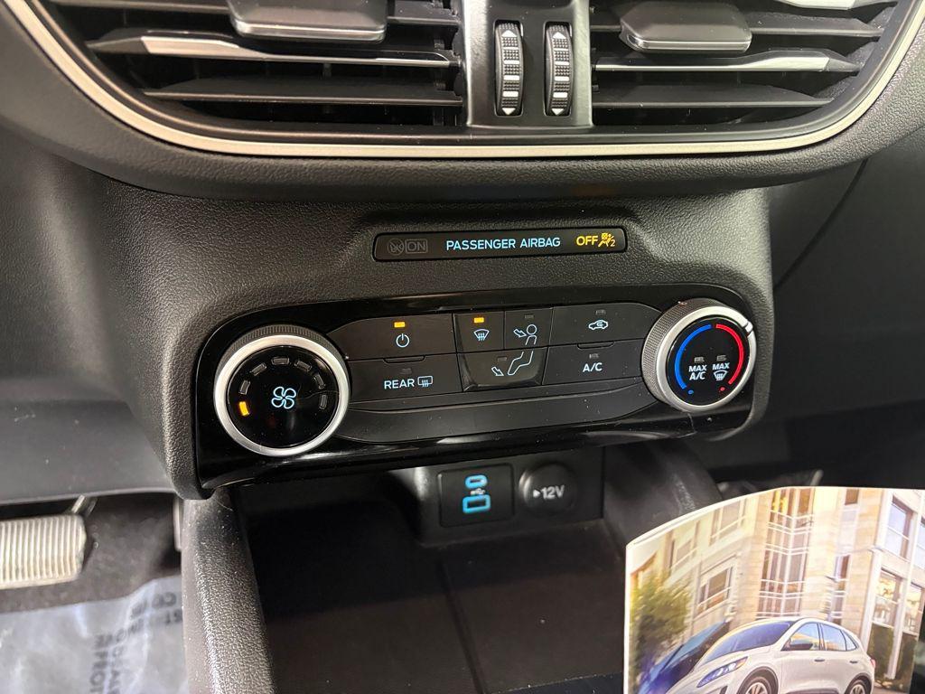 used 2022 Ford Escape car, priced at $21,999