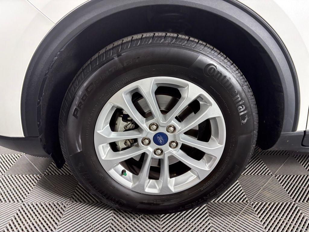 used 2022 Ford Escape car, priced at $21,999