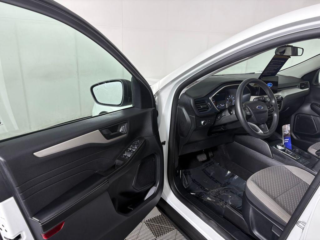 used 2022 Ford Escape car, priced at $21,999