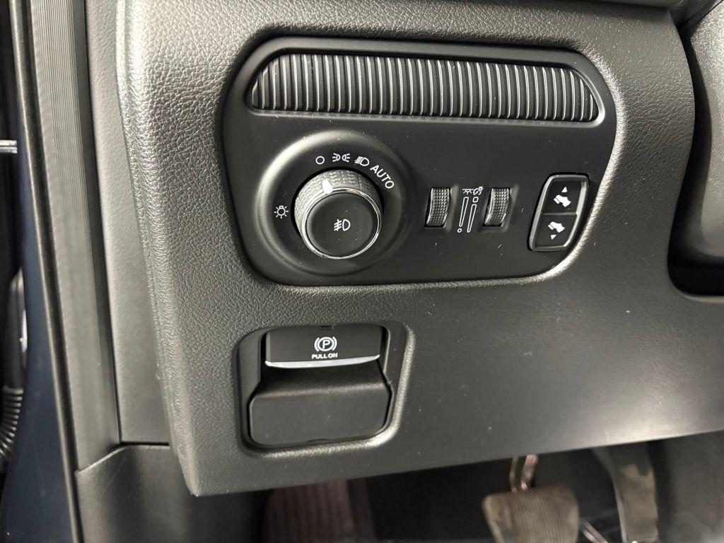 used 2024 Jeep Wagoneer L car, priced at $45,999