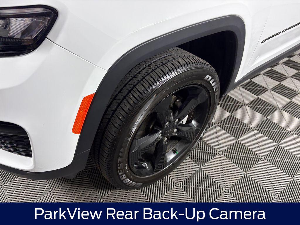 used 2025 Jeep Grand Cherokee car, priced at $38,999