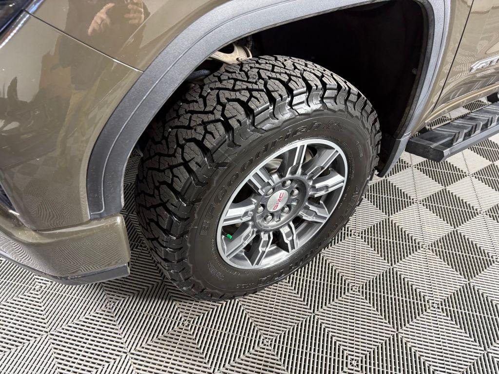 used 2024 GMC Sierra 1500 car, priced at $55,899