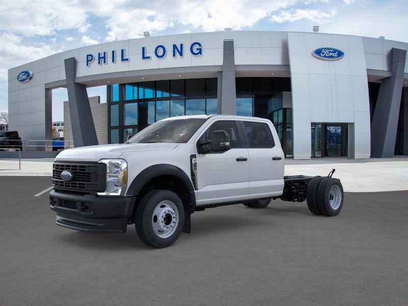 new 2025 Ford F-450 car, priced at $61,495