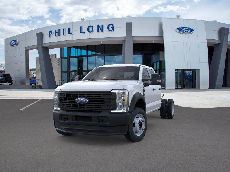 new 2025 Ford F-450 car, priced at $61,495