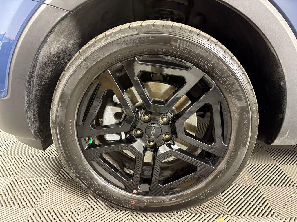 used 2025 Kia Telluride car, priced at $43,495