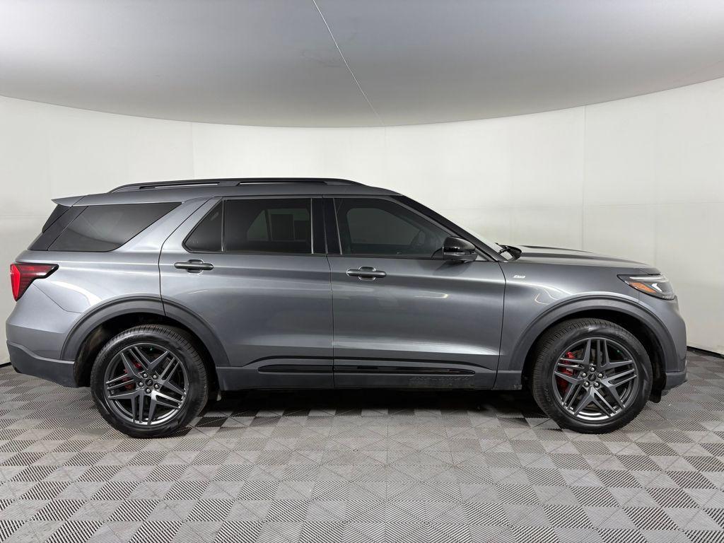 used 2025 Ford Explorer car, priced at $39,995