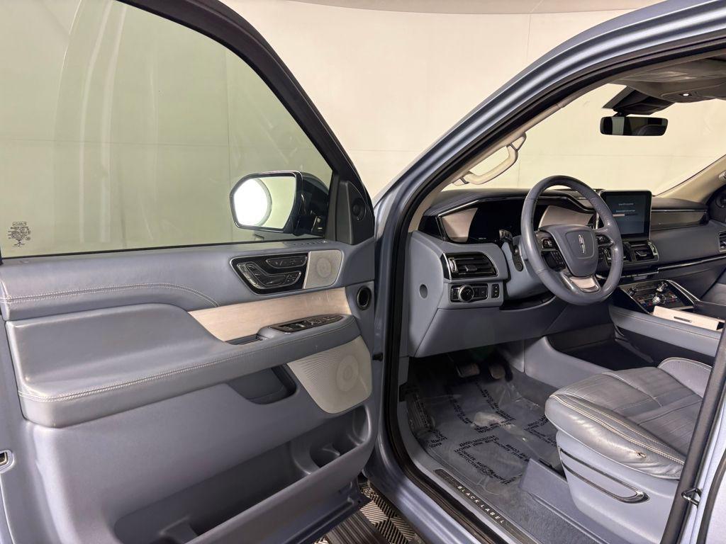 used 2018 Lincoln Navigator car, priced at $34,899