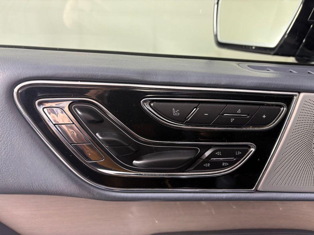 used 2018 Lincoln Navigator car, priced at $34,899