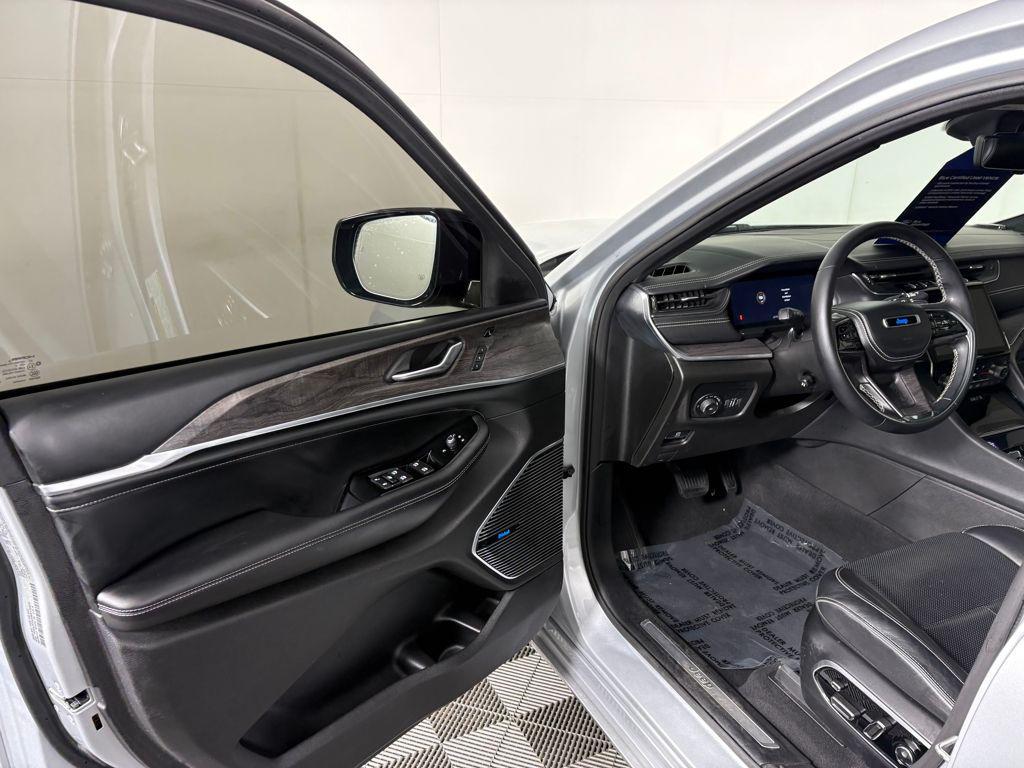 used 2021 Jeep Grand Cherokee L car, priced at $29,999