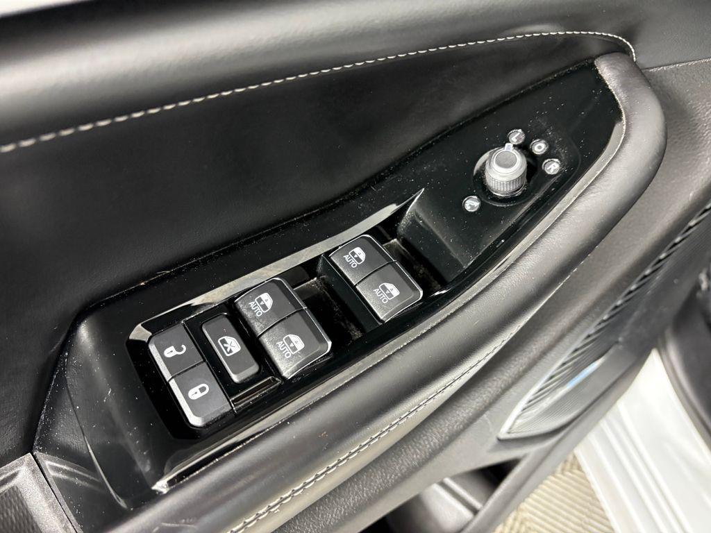 used 2021 Jeep Grand Cherokee L car, priced at $29,999