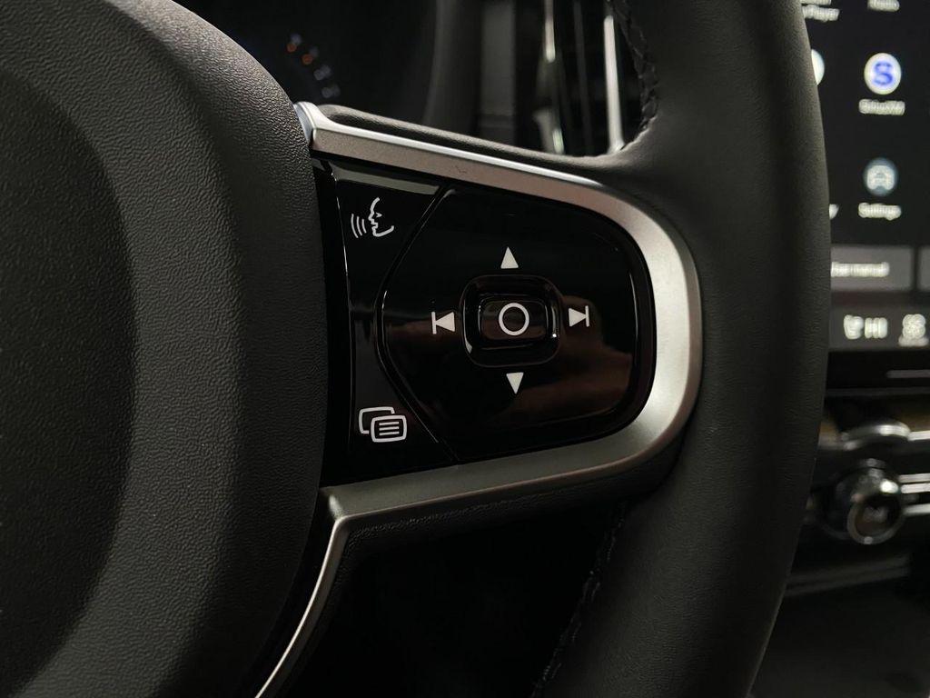 new 2026 Volvo XC60 car, priced at $63,935