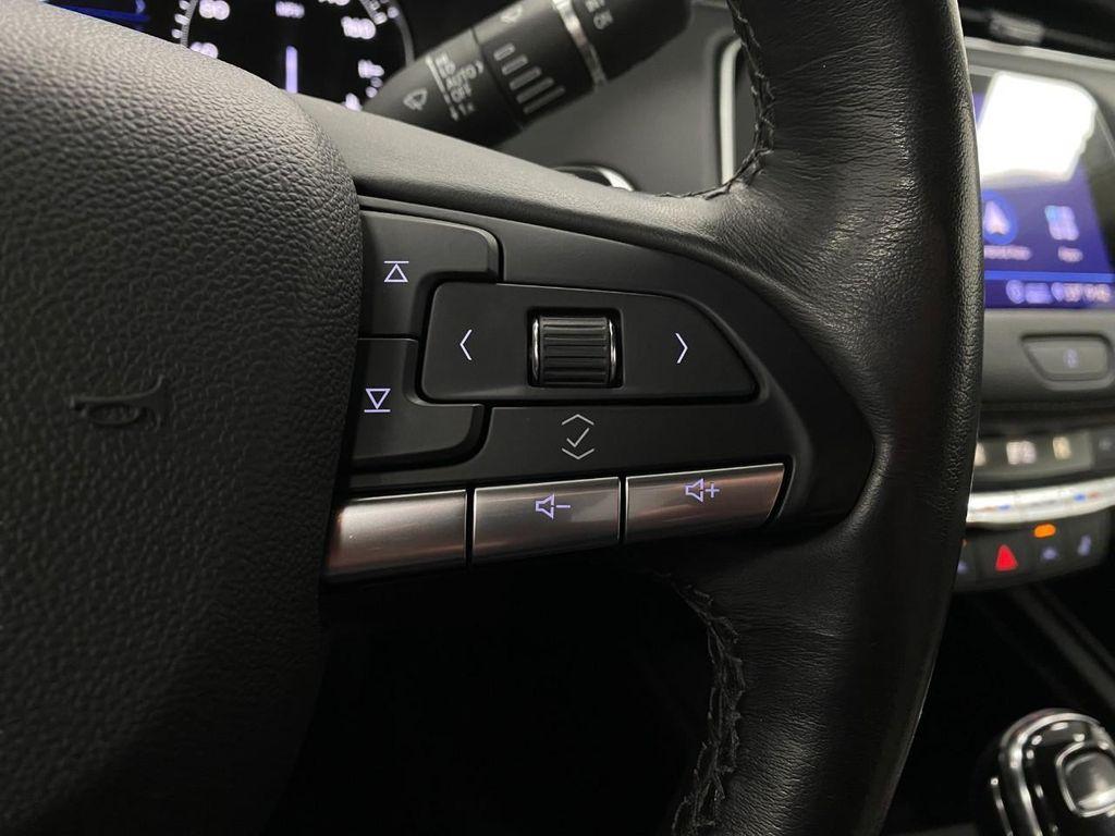 used 2020 Cadillac XT4 car, priced at $24,847