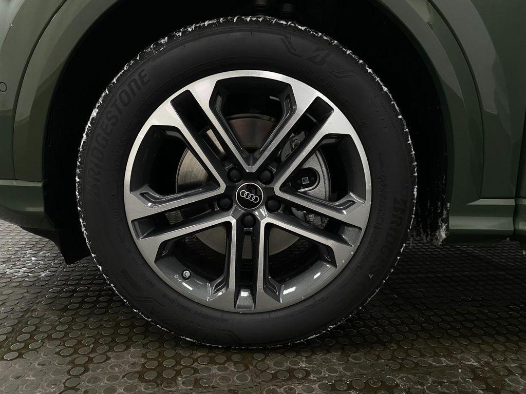 new 2025 Audi Q5 car, priced at $60,332