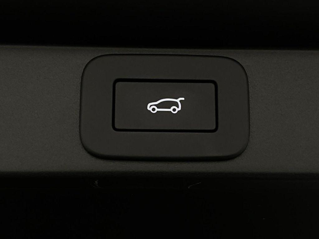 new 2025 Land Rover Range Rover car, priced at $149,050