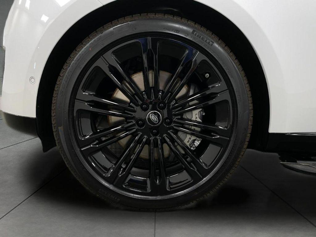new 2025 Land Rover Range Rover car, priced at $158,035