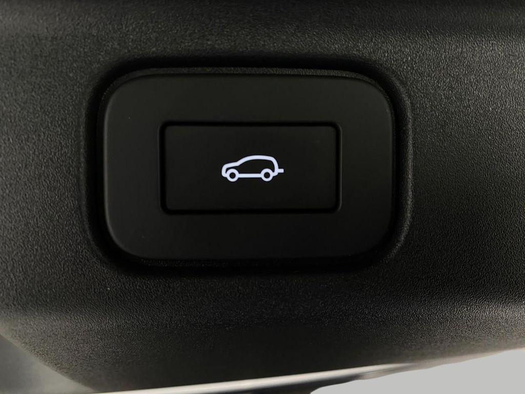 new 2025 Land Rover Range Rover car, priced at $158,035