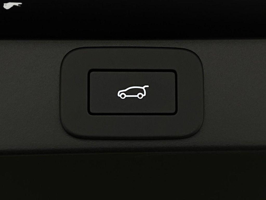 new 2025 Land Rover Range Rover car, priced at $158,035