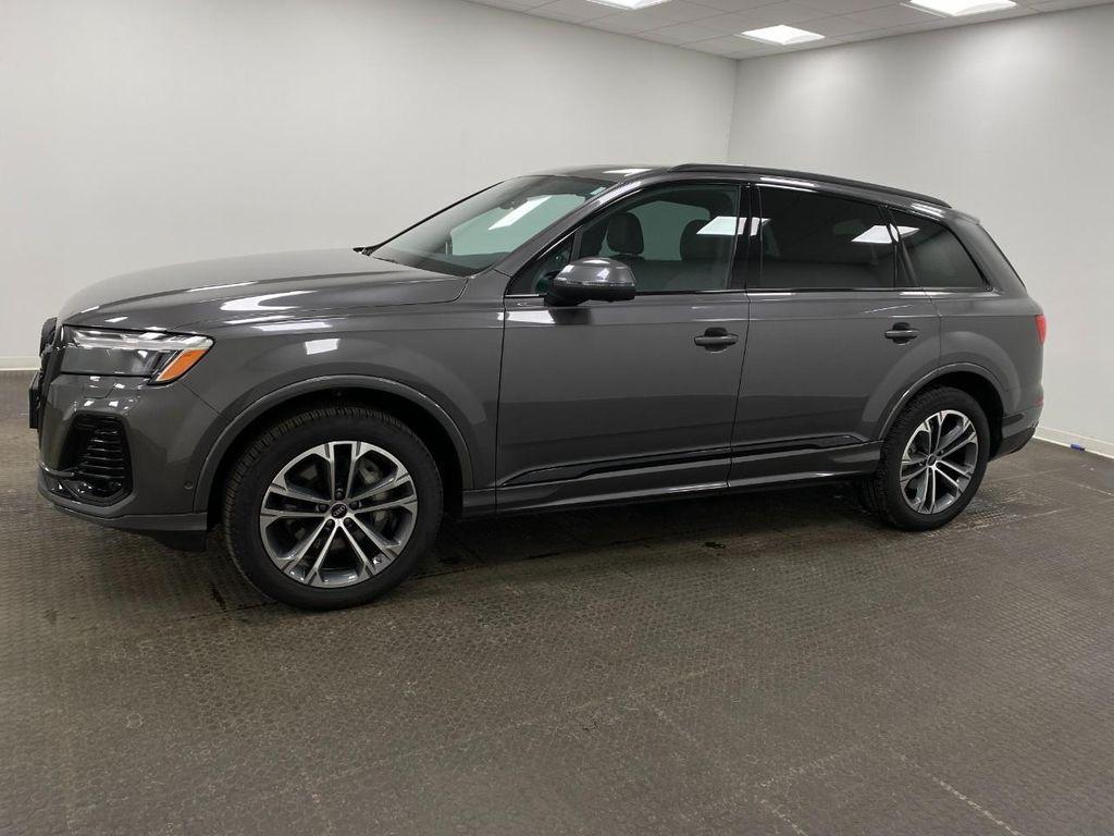 used 2025 Audi Q7 car, priced at $48,998