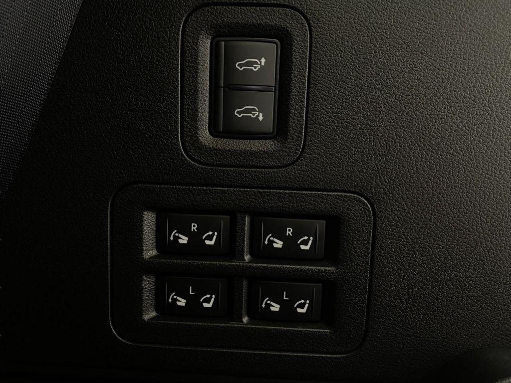 new 2026 INFINITI QX80 car, priced at $113,212