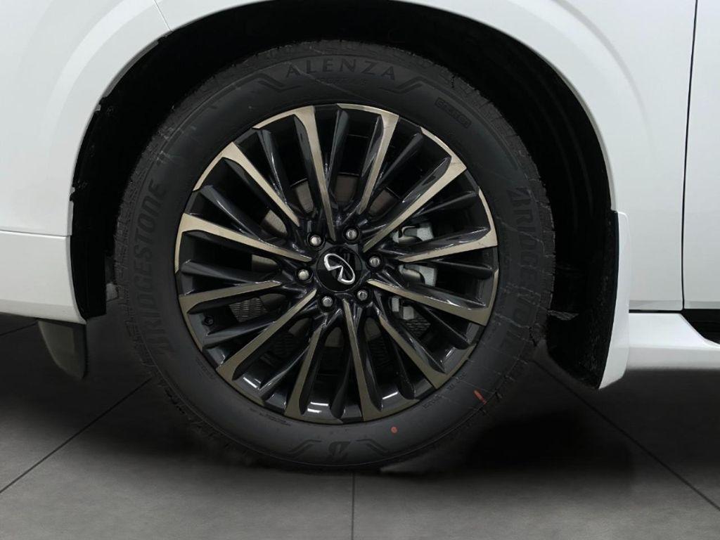 new 2026 INFINITI QX80 car, priced at $114,421