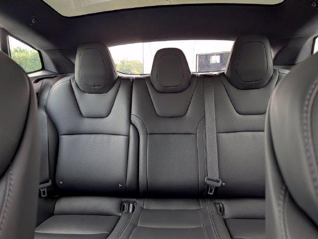 Tesla Model S view 17