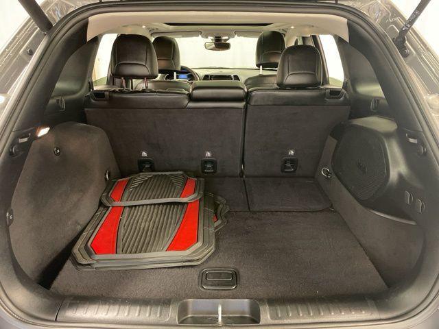 used 2022 Jeep Cherokee car, priced at $23,495