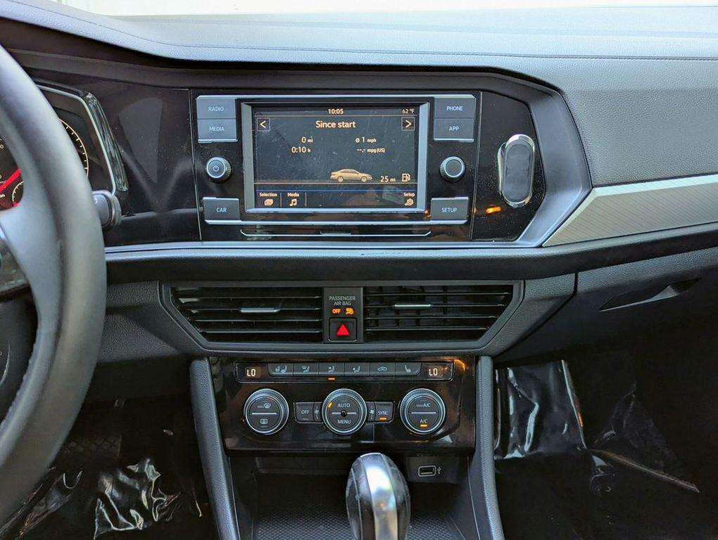 used 2019 Volkswagen Jetta car